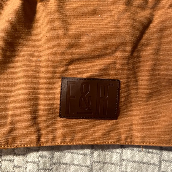 Foster & Rye Canvas Cocktail Kit - Picture 7 of 7